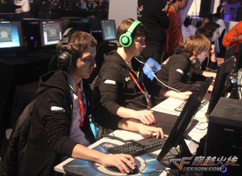 Weibo Gaming 和 Invictus Gaming 从 LPL Split 1 2025 中被淘汰