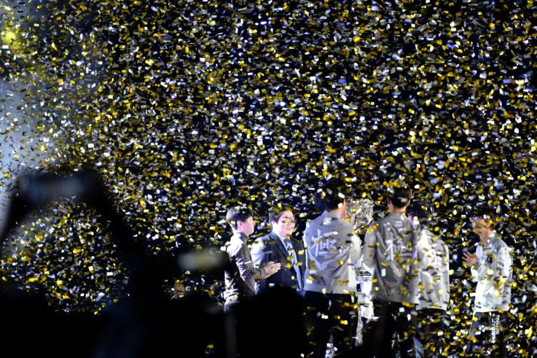 扑克的公平性从哪来（扑克如何保证公平？）