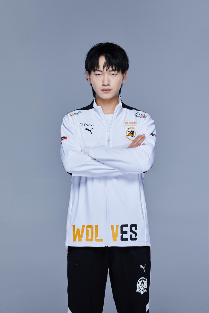 鬼皇加盟RNG？DOTA2前SAG选手Ghost担任Carry